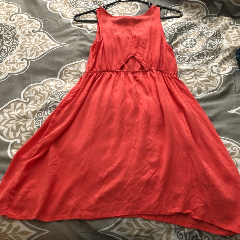Fit & flowy dress